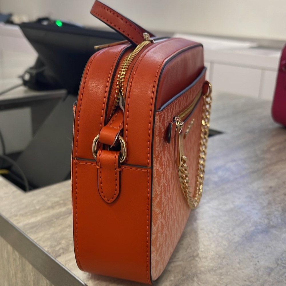 MICHAEL KORS Jet Set Large Ombré Signature Logo Crossbody EW ZP CHAIN XBDY Bag - Picture 9 of 16